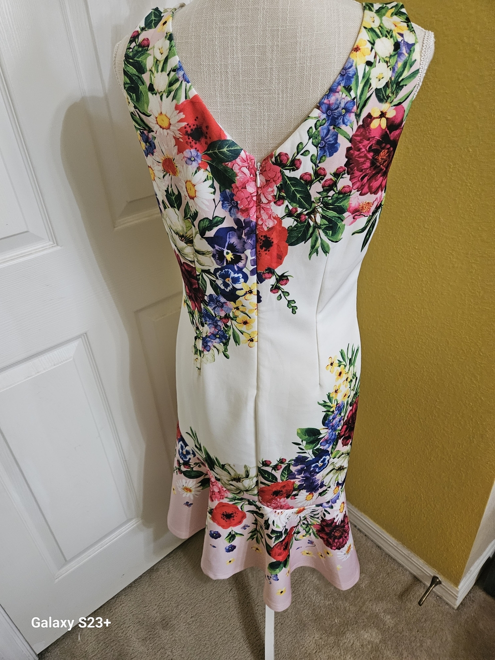 VENUSFloral Heart Neckline Midi Dress  Pink Ruffle Beaded Sleevless Size L - Picture 2 of 12
